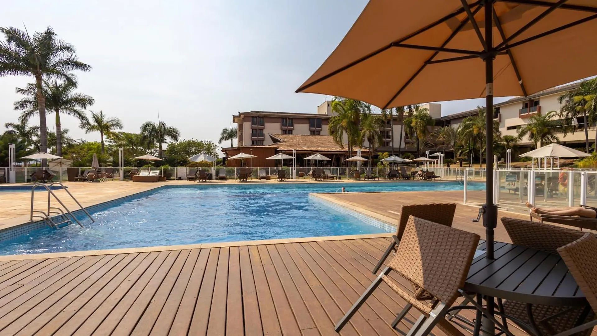 Life Resort Flat- Vista Lago- Silencioso- Mobiliado- Ate 2 Pessoas Brasilia